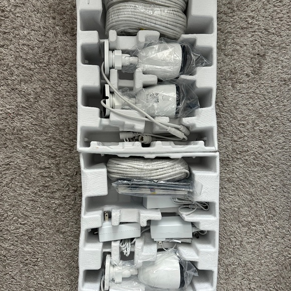 Swann Security System (Spotlight Outdoor/Indoor Camera 3Pck) SWIFI-SPOTCAMPK3-CL - Picture 7 of 16